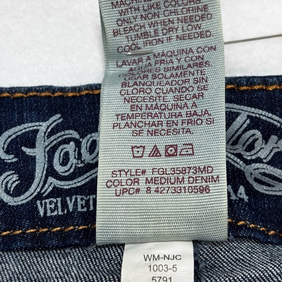 NWT Faded Glory Velvet Touch Skinny Jeans Women’s 14A Dark Wash Stretch - Picture 9 of 12